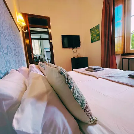 Hostel Happy *